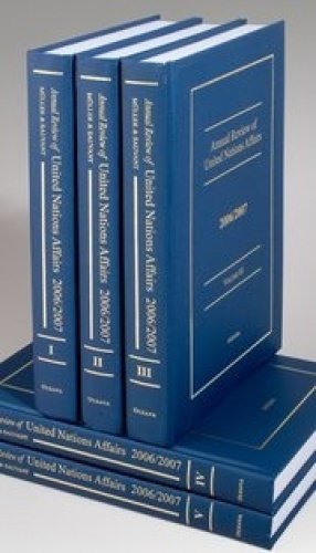 Stock image for Set: 2015 Annl Rev UN Affairs (6 volumes) (ANNUAL REVIEW OF UNITED NATIONS AFFAIRS) for sale by Revaluation Books