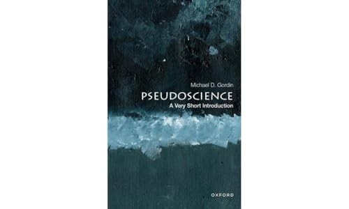 Imagen de archivo de Pseudoscience: A Very Short Introduction (Very Short Introductions) a la venta por BooksRun