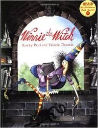 Beispielbild fr Winnie the Witch zum Verkauf von Once Upon A Time Books