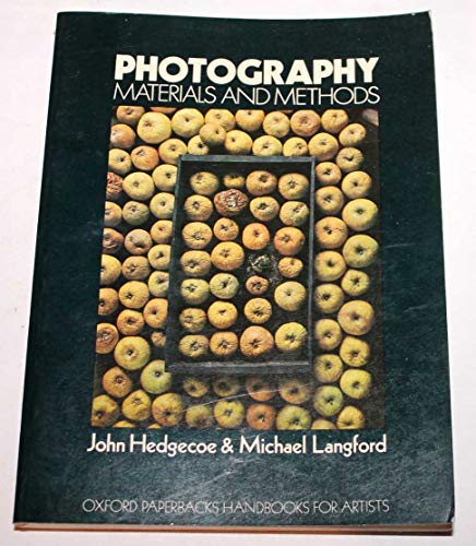 Beispielbild fr Photography: Materials and Methods (Handbooks for Artists) zum Verkauf von WorldofBooks