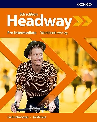 Headway: Pre-Intermediate. Workbook with Key - John Soars