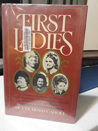 Imagen de archivo de First Ladies a la venta por Gulf Coast Books