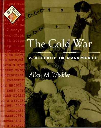 9780195123562: The Cold War: A History in Documents (Pages from History)