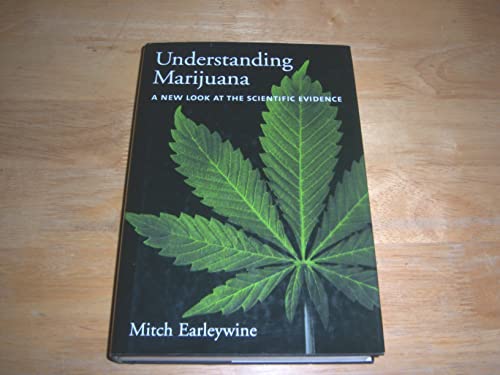 Imagen de archivo de Understanding Marijuana: A New Look at the Scientific Evidence a la venta por HPB-Red