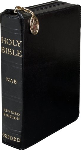 9780195298024: The New American Bible Revised Edition: Black Duradera with Zipper Closure, Gilded Edges, Ribbon Marker, Presentation Page