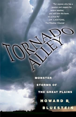 Beispielbild fr Tornado Alley : Monster Storms of the Great Plains zum Verkauf von Better World Books