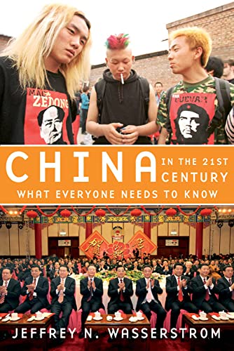 Stock image for China in the 21st Century : What Everyone Needs to Know for sale by Better World Books