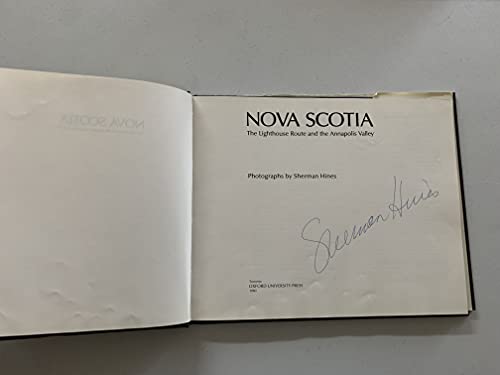 Imagen de archivo de Nova Scotia: The Lighthouse Route and the Annapolis Valley a la venta por Wonder Book