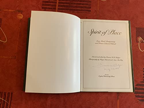 Imagen de archivo de Spirit of Place: Lucy Maude Montgomery and Prince Edward Island a la venta por ThriftBooks-Dallas