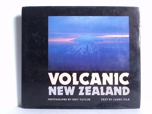 9780195581010: Volcanic New Zealand