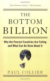 9780198092353: The Bottom Billion