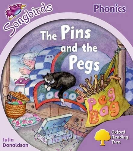 Imagen de archivo de Oxford Reading Tree: Level 1+: More Songbirds Phonics: The Pins and the Pegs a la venta por AwesomeBooks