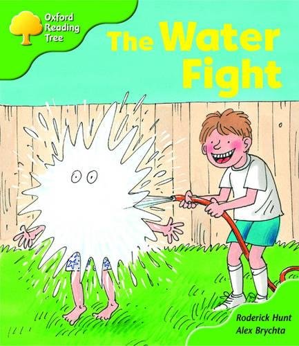 Stock image for Oxford Reading Tree: Stage 2: More Storybooks: The Water Fight: Pack A for sale by Hippo Books