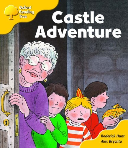 Beispielbild fr Oxford Reading Tree: Stage 5: Storybooks (Magic Key): Castle Adventure zum Verkauf von WorldofBooks