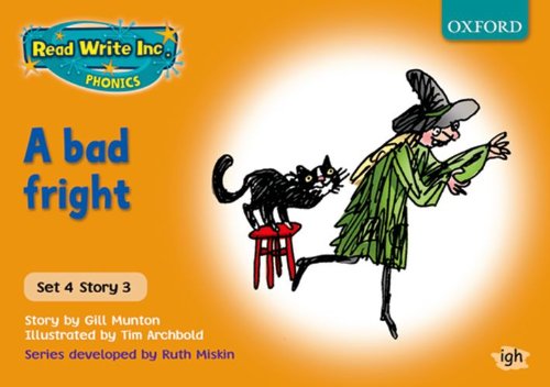 Stock image for Read Write Inc. Phonics: Orange Set 4 Storybooks: A Bad Fright for sale by Ergodebooks