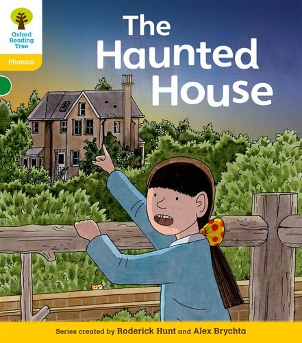 Beispielbild fr Oxford Reading Tree: Level 5: Floppy's Phonics Fiction: The Haunted House (Floppy's Phonics - New Edition 2011) zum Verkauf von WorldofBooks