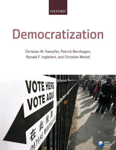 Imagen de archivo de Democratization a la venta por Better World Books