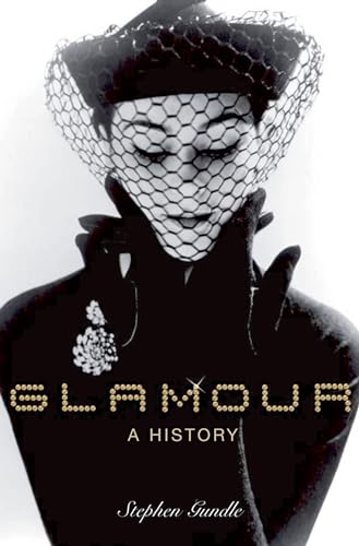 Imagen de archivo de Glamour: A History a la venta por BooksRun
