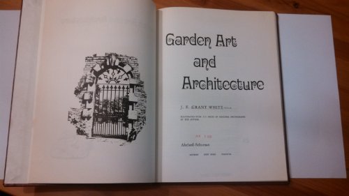 Beispielbild fr Garden art and architecture zum Verkauf von Wonder Book