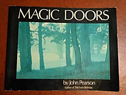 Imagen de archivo de Magic Doors a la venta por Better World Books: West