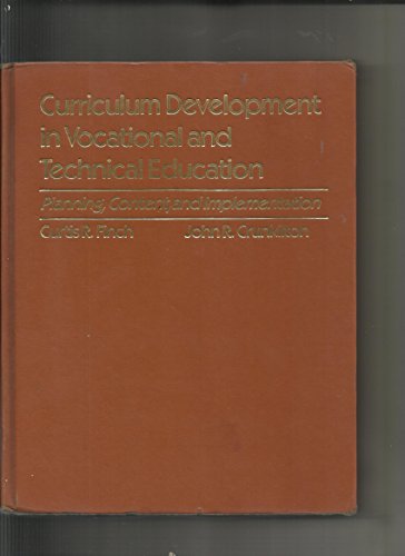 Beispielbild fr Curriculum Development in Vocational and Technical Education : Planning Content and Implementation zum Verkauf von Better World Books
