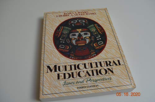 Imagen de archivo de Multicultural Education: Issues and Perspectives a la venta por Escape Routes Used Books