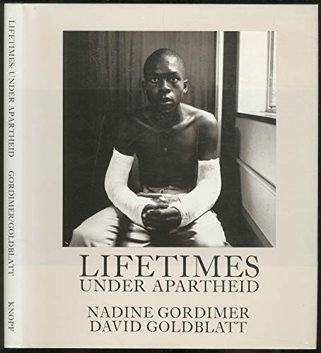 9780224028707: Lifetimes: Under Apartheid