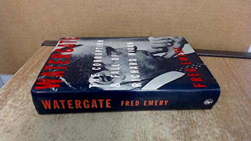 Beispielbild fr Watergate: Corruption and Fall of Richard Nixon zum Verkauf von WorldofBooks
