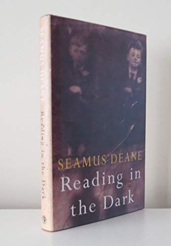 9780224044059: Reading In The Dark