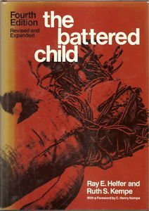 Imagen de archivo de The Battered Child a la venta por Half Price Books Inc.