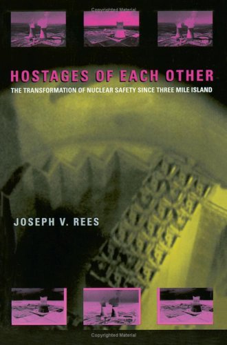 Beispielbild fr 2 books -- The Warning: Accident at Three Mile Island. + Hostages of Each Other : The Transformation of Nuclear Safety since Three Mile Island zum Verkauf von TotalitarianMedia