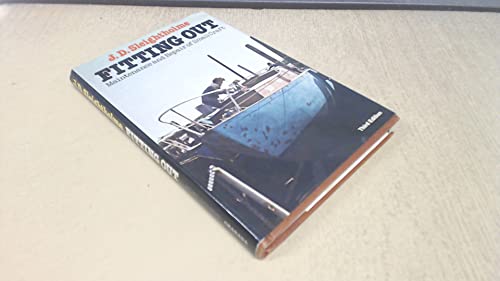 9780229115907: Fitting Out: Maintenance and Repairs of Small Craft