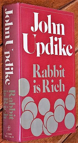 Imagen de archivo de Rabbit is Rich a la venta por WorldofBooks