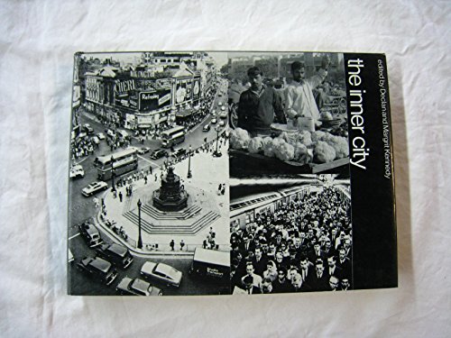 9780236154319: The Inner City (v. 14) (Architects' Year Book)