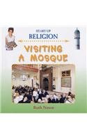 Stock image for Visiting a Mosque (Start-up Religion) for sale by WorldofBooks
