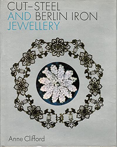 9780239000699: Cut Steel and Berlin Iron Jewellery