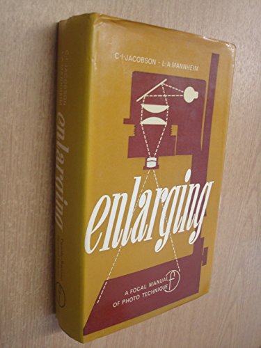 Imagen de archivo de Enlarging (Manual of Phototechnique) a la venta por Goldstone Books