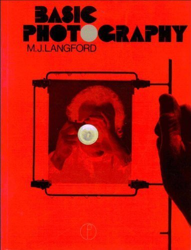 Imagen de archivo de Basic photography: A primer for professionals a la venta por HPB-Red