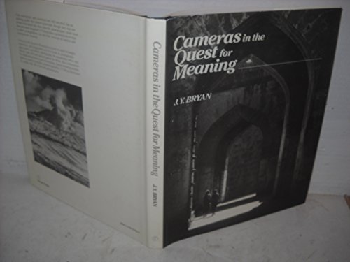 Beispielbild fr Cameras in the quest for meaning zum Verkauf von Wonder Book