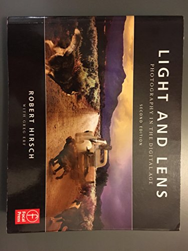 Imagen de archivo de Light and Lens : Photography in the Digital Age a la venta por Better World Books: West