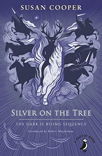 Beispielbild fr Silver on the Tree: The Dark is Rising sequence (A Puffin Book) zum Verkauf von WorldofBooks