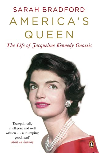 Beispielbild fr America's Queen: The Life of Jacqueline Kennedy Onassis zum Verkauf von ThriftBooks-Dallas