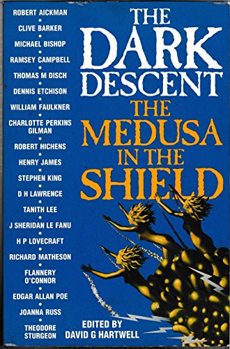 9780246137517: The Dark Descent: The Medusa in the Shield v. 2