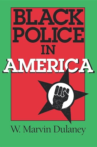 Beispielbild fr Black Police in America zum Verkauf von Better World Books