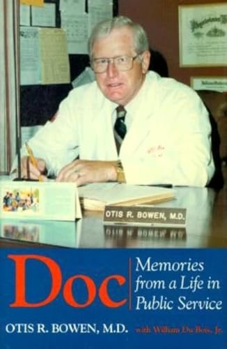 Beispielbild fr Doc : Memories from a Life in Public Service zum Verkauf von Better World Books