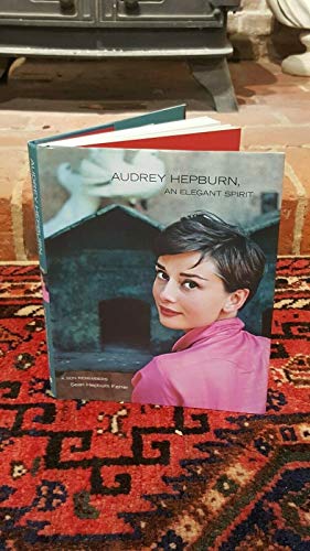 9780283073854: Audrey Hepburn, Elegant Spirit