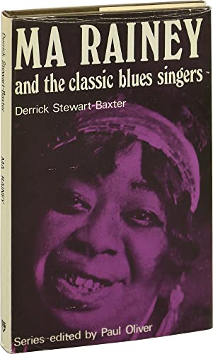 Imagen de archivo de Ma Rainey and the Classic Blues Singers a la venta por David's Bookshop, Letchworth BA