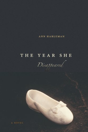 Beispielbild fr The Year She Disappeared : A Novel zum Verkauf von Better World Books