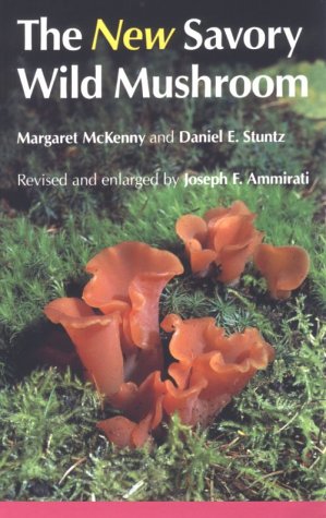 Imagen de archivo de The New Savory Wild Mushroom a la venta por Goodwill Books