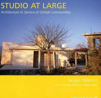 9780295984322: Studio at Large: Architecture in Service of Global Communities (Sustainable Design Solutions from the Pacific Northwest S.)